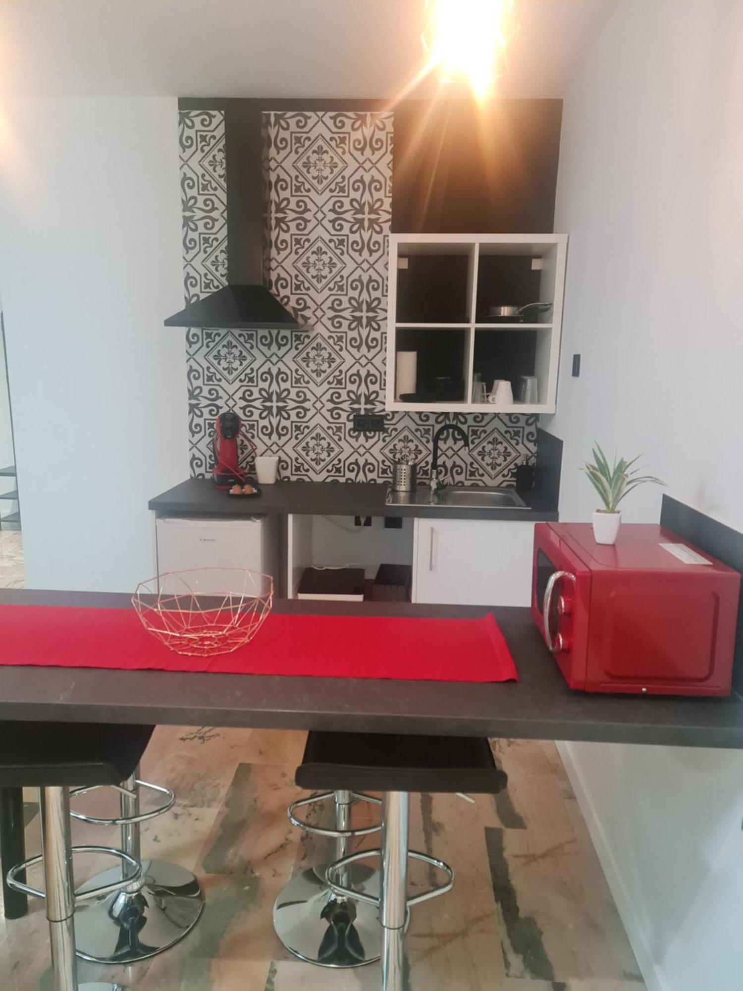Lhome Sevilla Exteriör bild