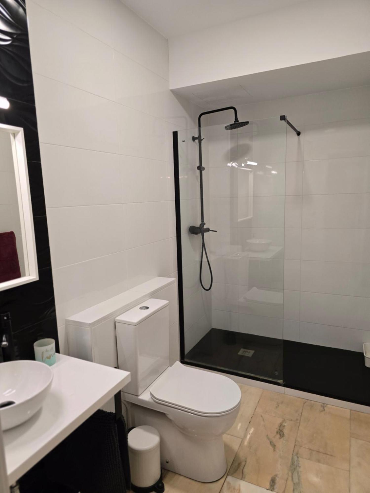 Lhome Sevilla Exteriör bild